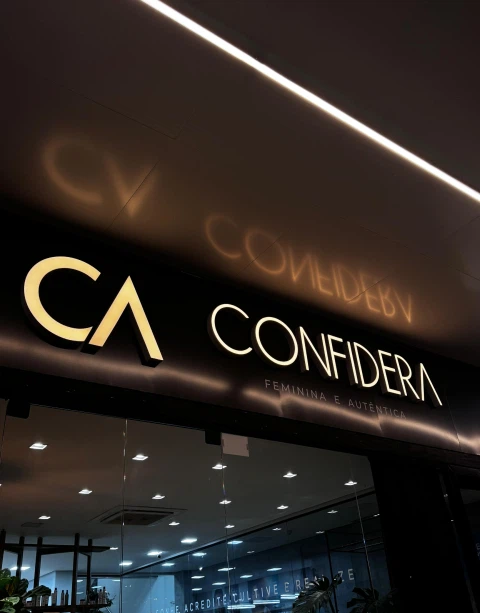 Confidera